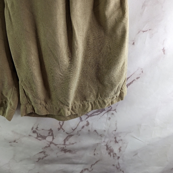 Tommy Bahama Shorts Mens 34 Brown Silk 8 9 Inch Beach Vacation Summer Pleated - Picture 4 of 12